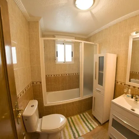 Flamenca Holidays Apartment *