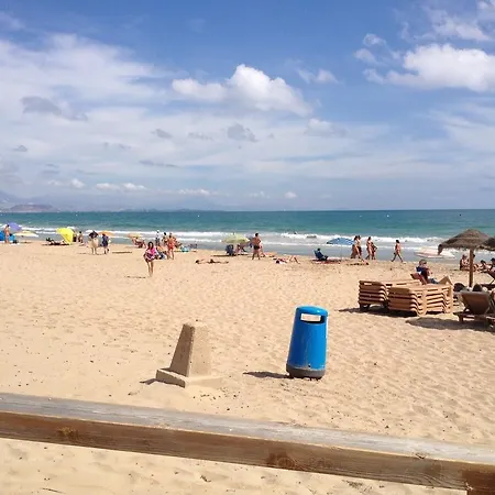 Flamenca Holidays Apartamento *
